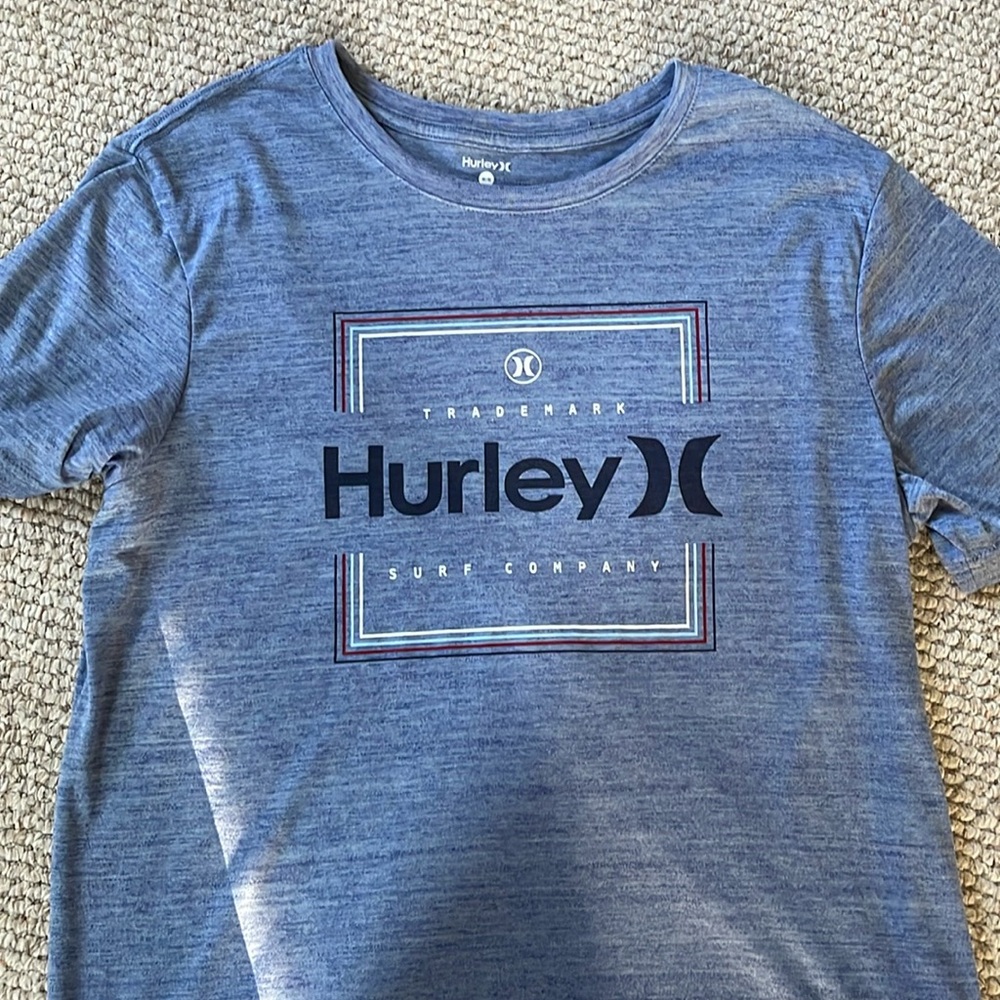 Hurley T-shirt